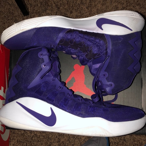 nike hyperdunk size 14